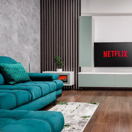 Lägenhet Kronsmart Apartment: Cozy Fireplace & Free Parking