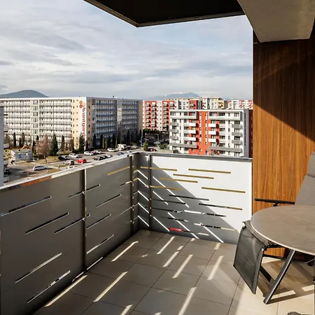 Apartment Kronsmart Apartment: Cozy Fireplace & Free Parking