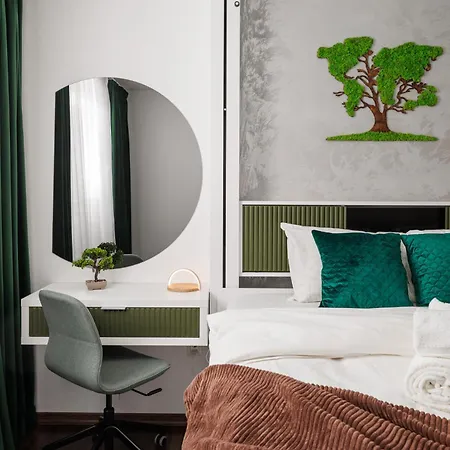 Kronsmart - Cozy Fireplace And Free Parking Apartment *