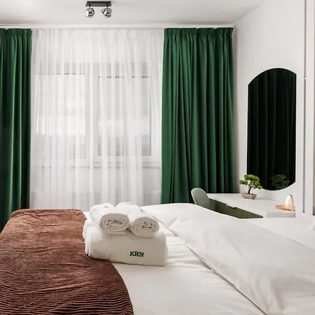 Apartment Kronsmart Apartment: Cozy Fireplace & Free Parking Brașov