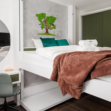 Kronsmart Apartment: Cozy Fireplace & Free Parking 布拉索夫